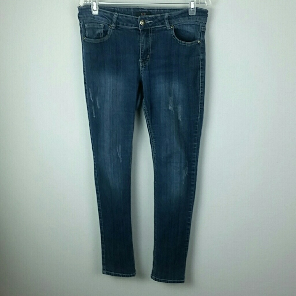 BQB l Skinny Embellished Distressed Jeans B4